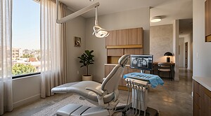 Por qué un dentista de San Diego invierte mejor en un consultorio en Tijuana: el caso de la doble plaza
