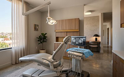 Por qué un dentista de San Diego invierte mejor en un consultorio en Tijuana: el caso de la doble plaza